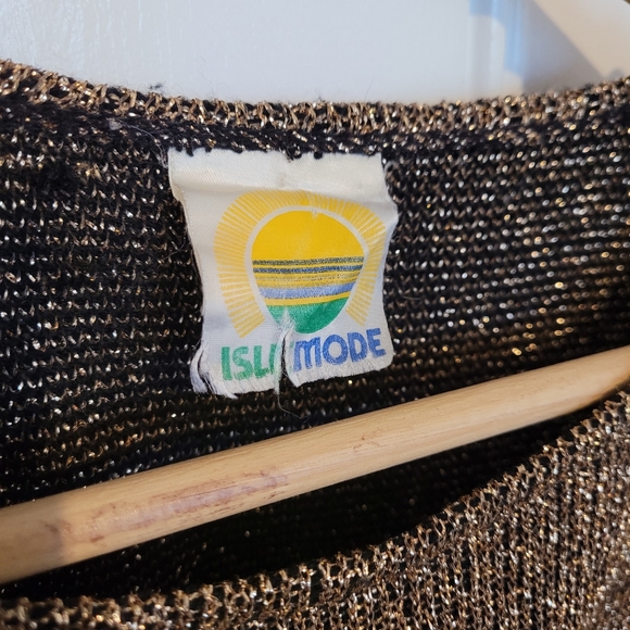 Glam Vintage Gold Knit Top! - Picture 6 of 14